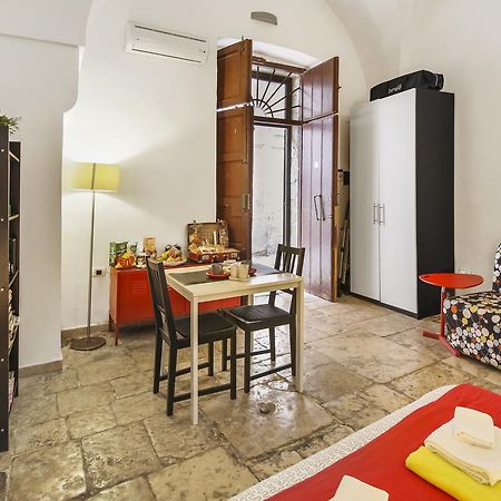 B&B Affittacamere Del Teatro Brindisi Eksteriør bilde