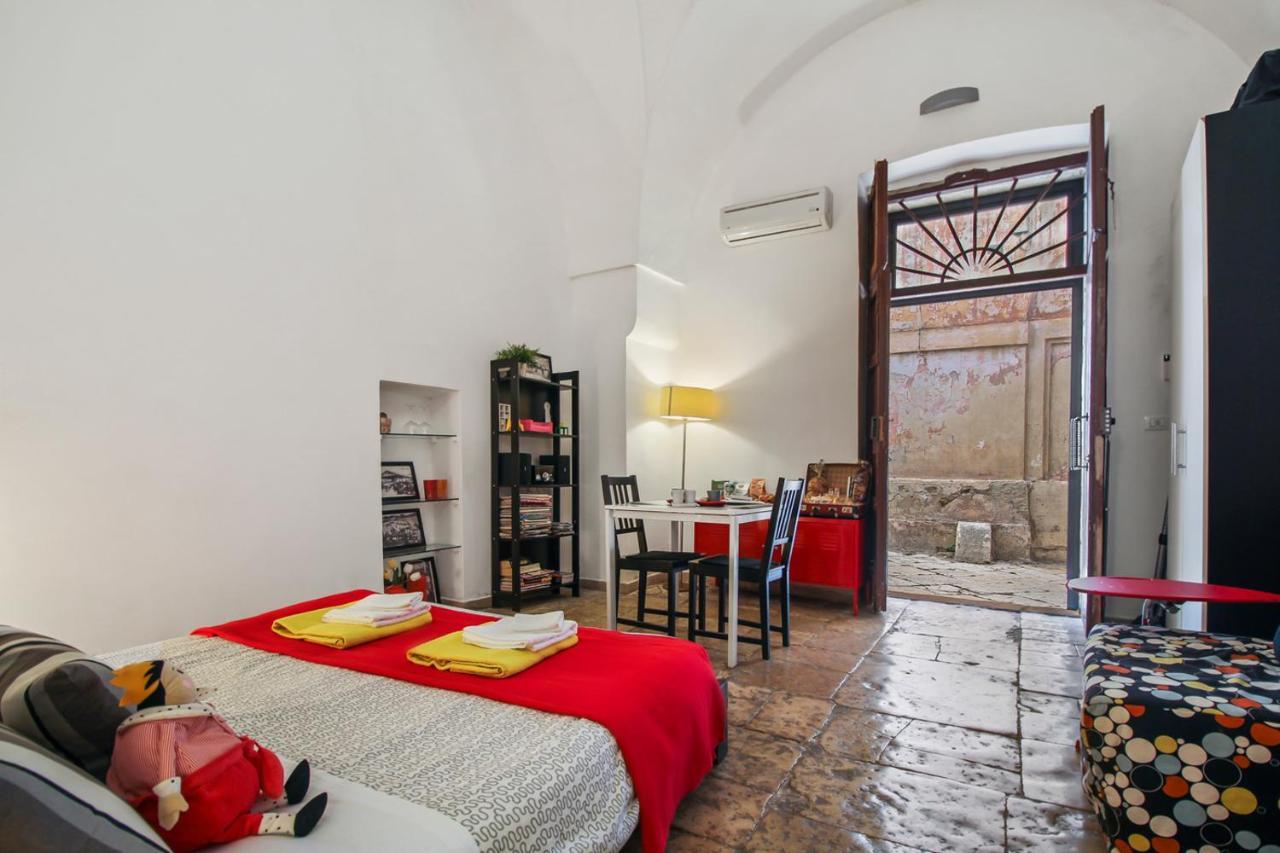 B&B Affittacamere Del Teatro Brindisi Eksteriør bilde